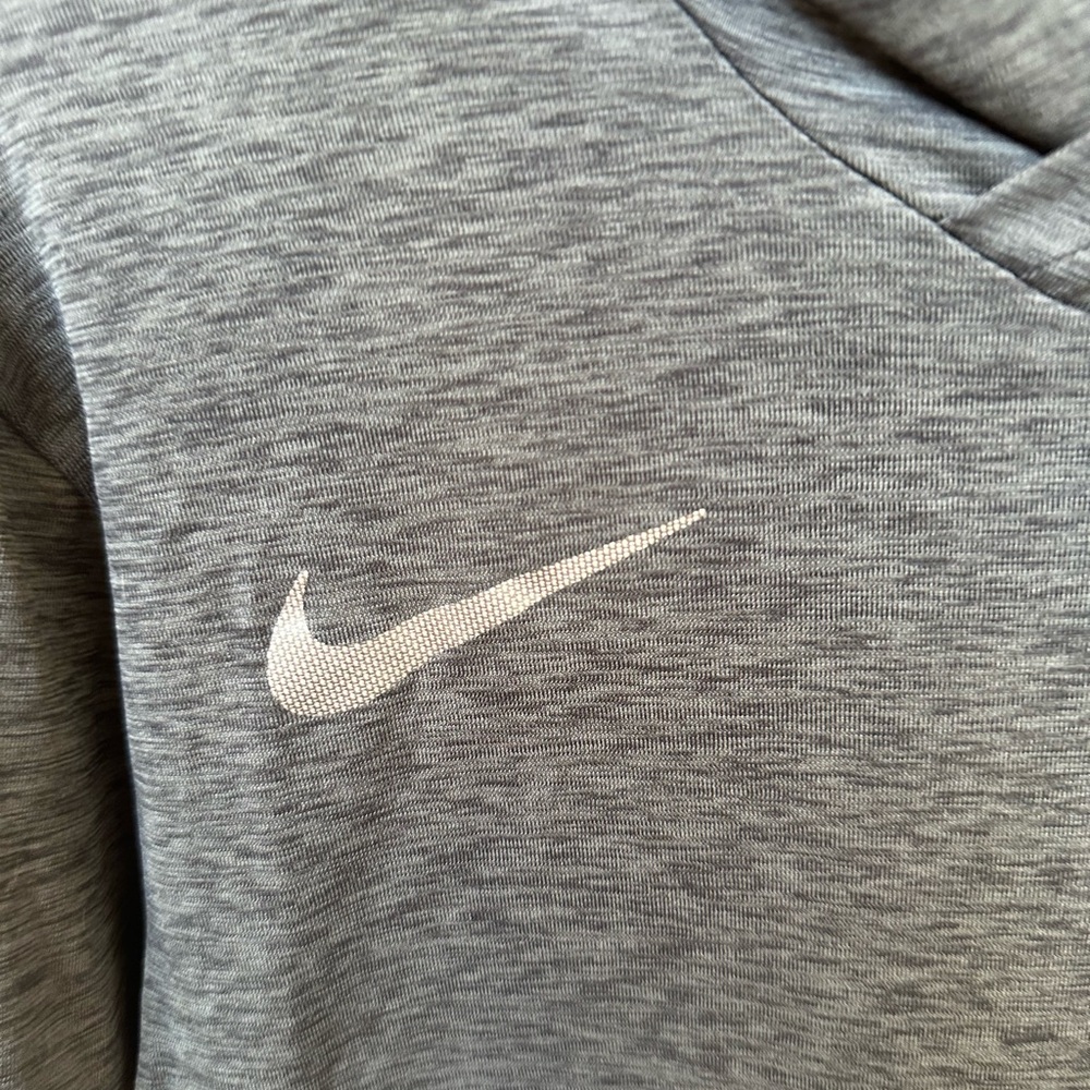 Nike Top - Picture 5 of 6